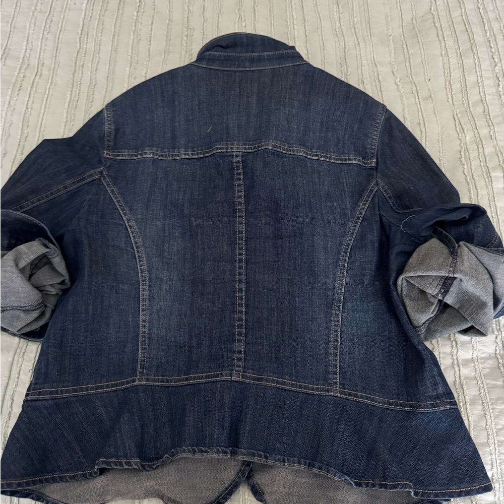 White House Black Market Dark Blue Denim Jacket - Picture 3 of 3